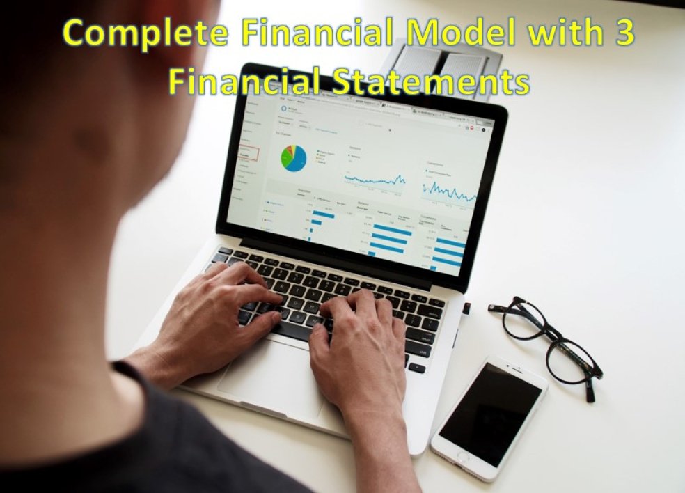 Complete Financial Model with three Financial Statements - Eloquens