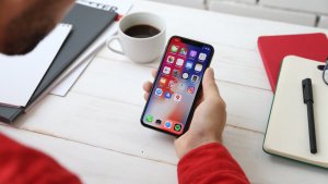 How to remote work: 5 indispensable tools for working from home image