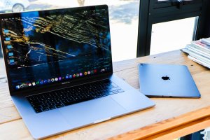 How to apply cybersecurity to your remote work image