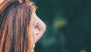 How to Nail Your Year-End Review Negotiations as a Woman